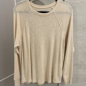 AMERICAN EAGLE CREAM RIBBED LONG SLEEVE